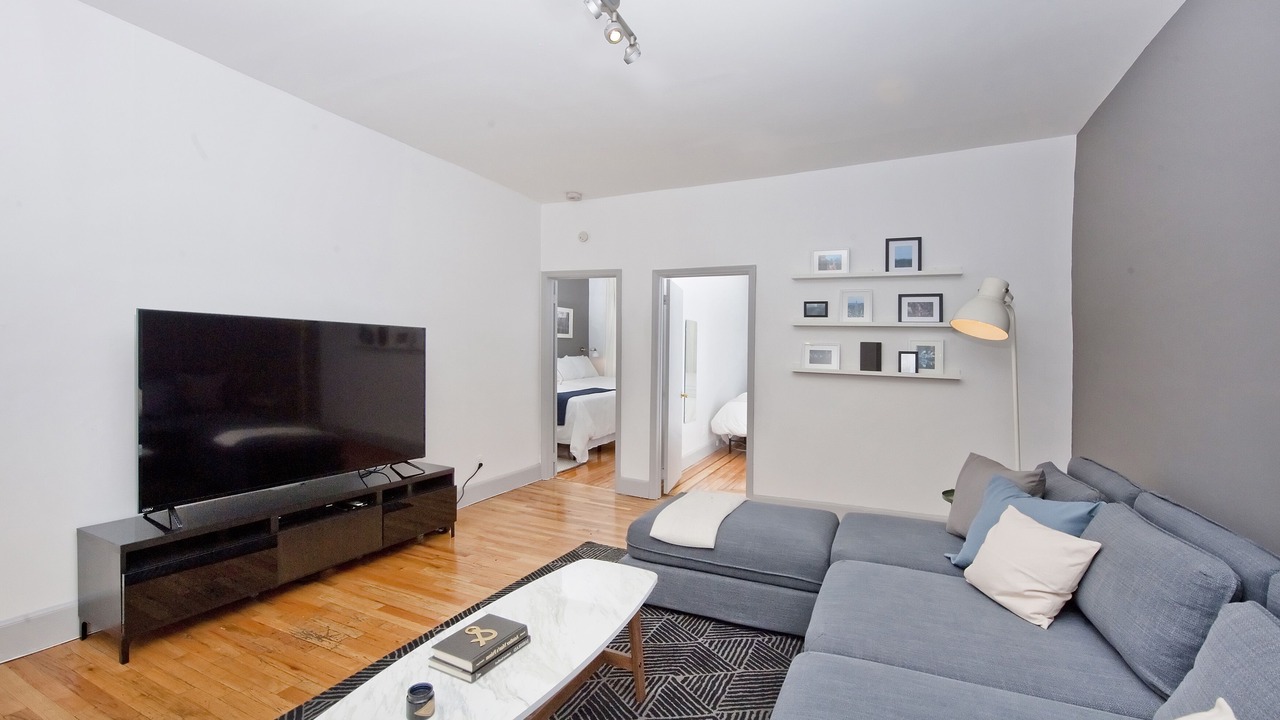 Photo of Livingroom in Ukrainian Village