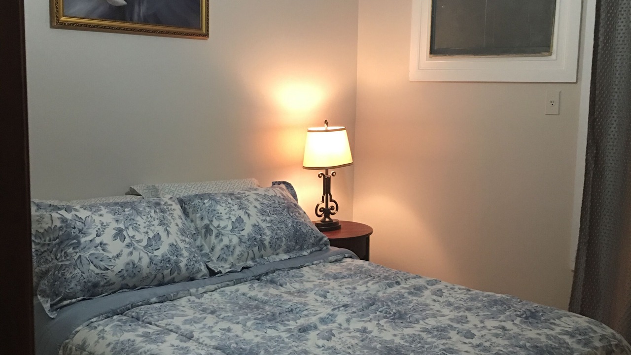 Photo of Bedroom in Ditmas Park