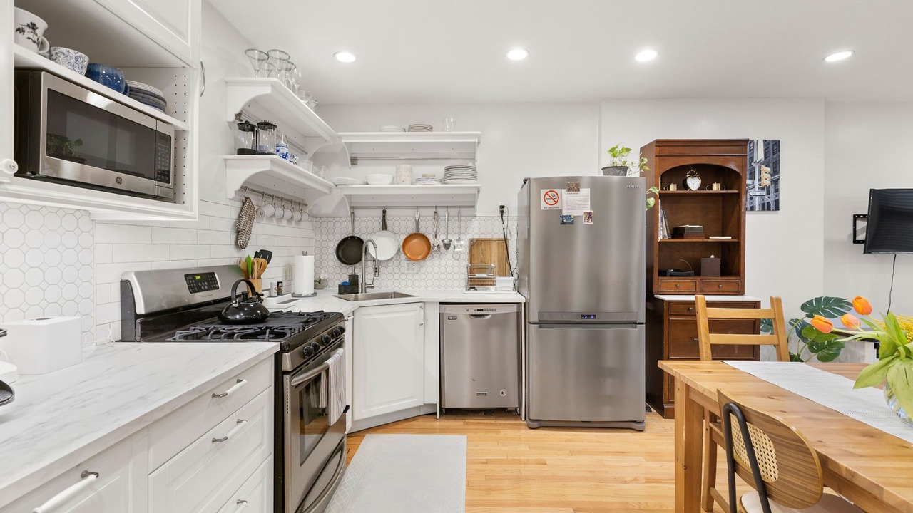Photo of Kitchen in Central Park West