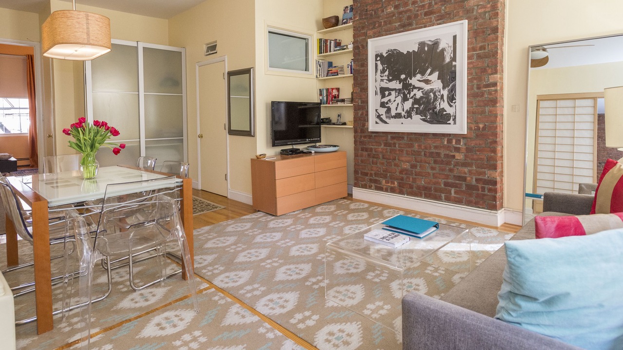 Photo of Livingroom in Ukrainian Village