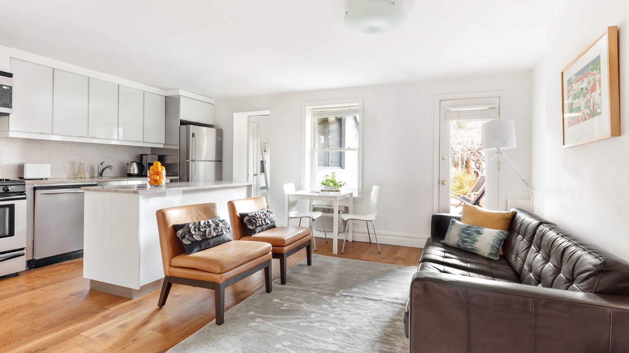 Photo of Livingroom in Carroll Gardens