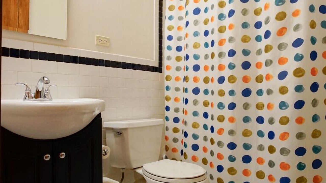 Photo of Bathroom in Central Park North