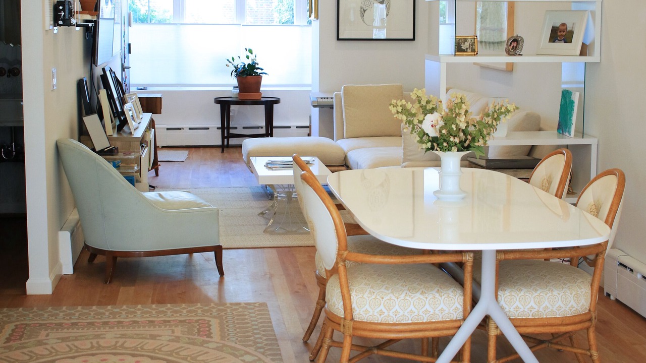 Photo of Bedroom in Ditmars Steinway