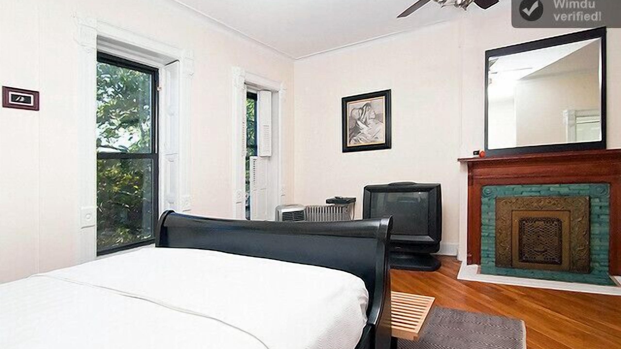 Photo of Bedroom in Bedford-Stuyvesant
