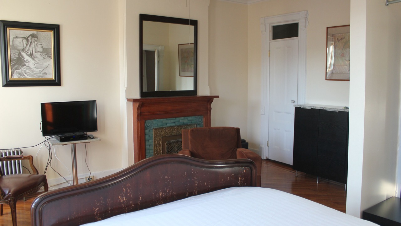 Photo of Bedroom in Bedford-Stuyvesant