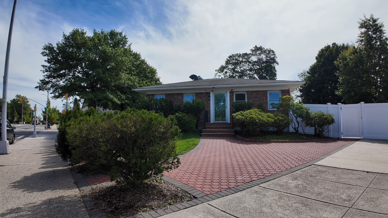 Photo of Outdoor in Queens