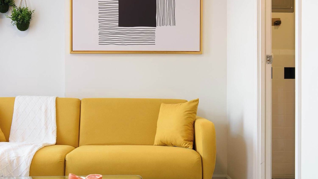 Photo of Livingroom in Ukrainian Village