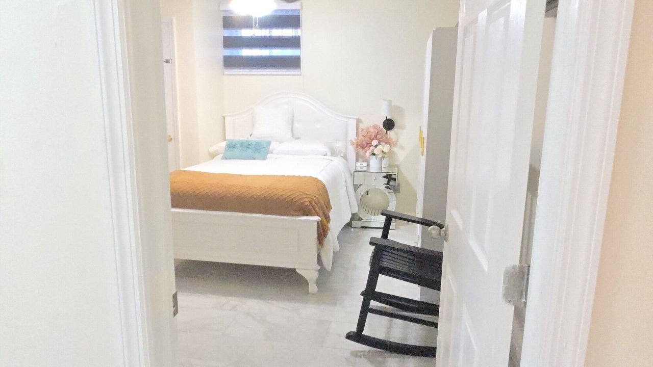 Photo of Bedroom in Emerson Hill