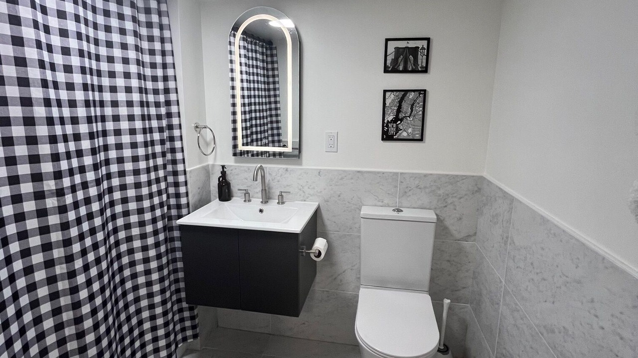 Photo of Bathroom in Crown Heights