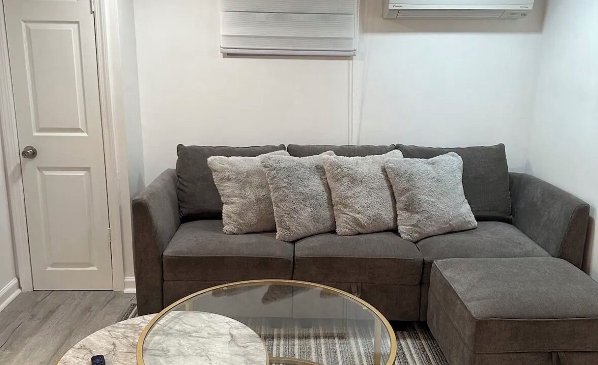 Photo of Livingroom in Queens