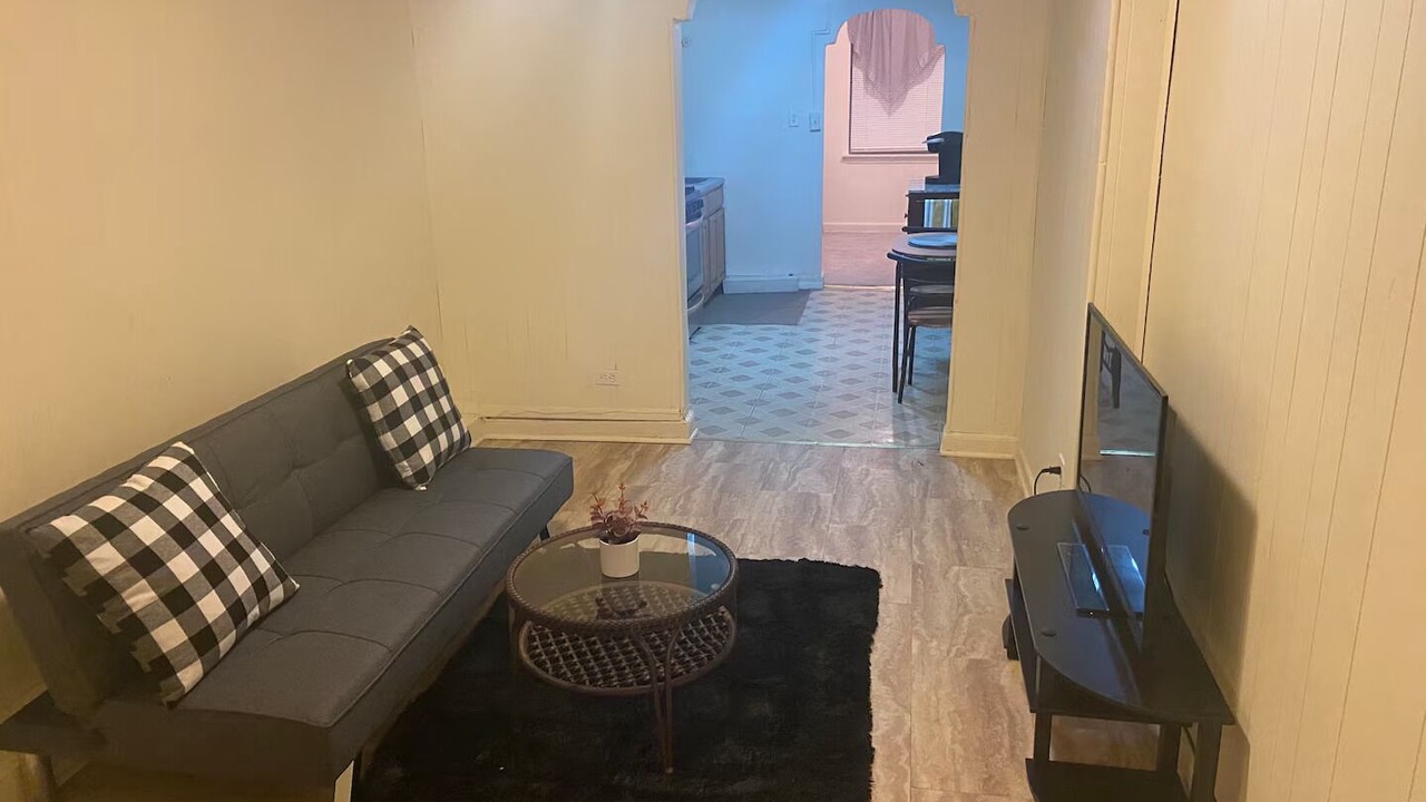 Photo of Livingroom in Baychester