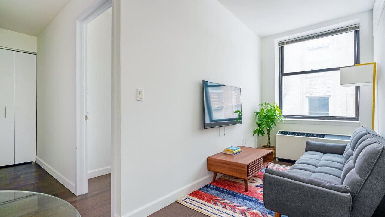 Photo of Livingroom in Financial District