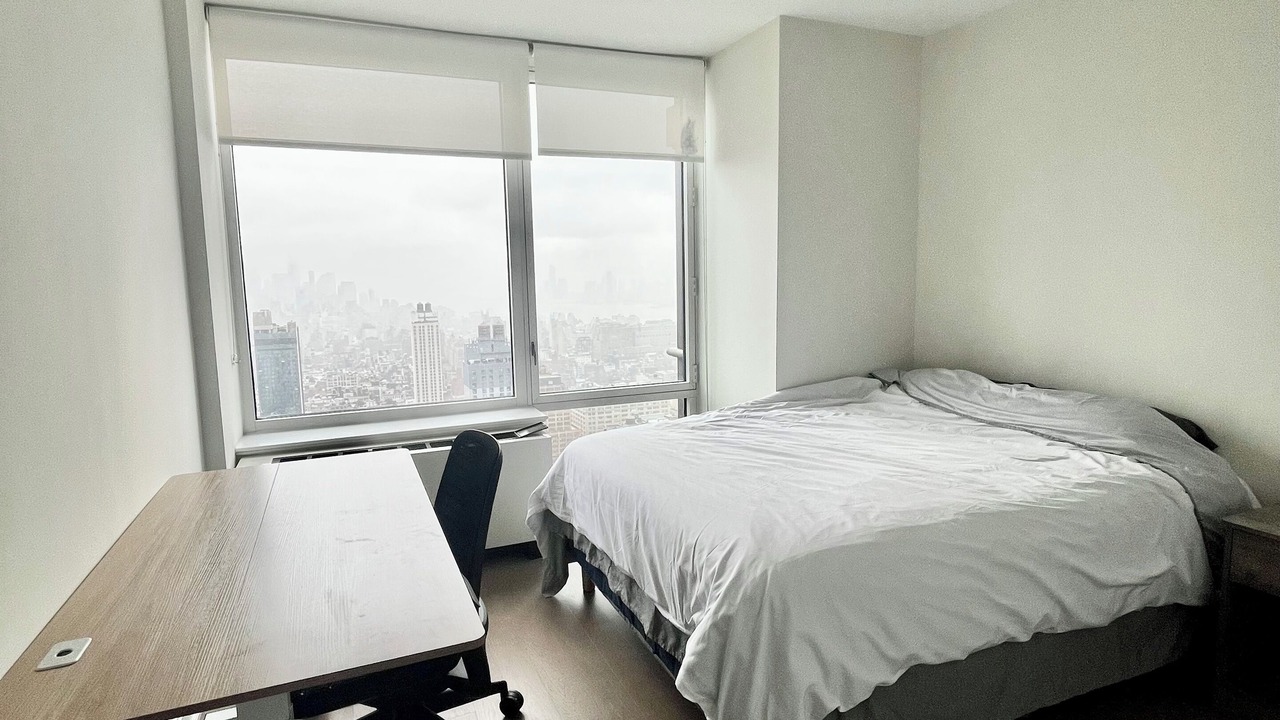Photo of Bedroom in Midtown South