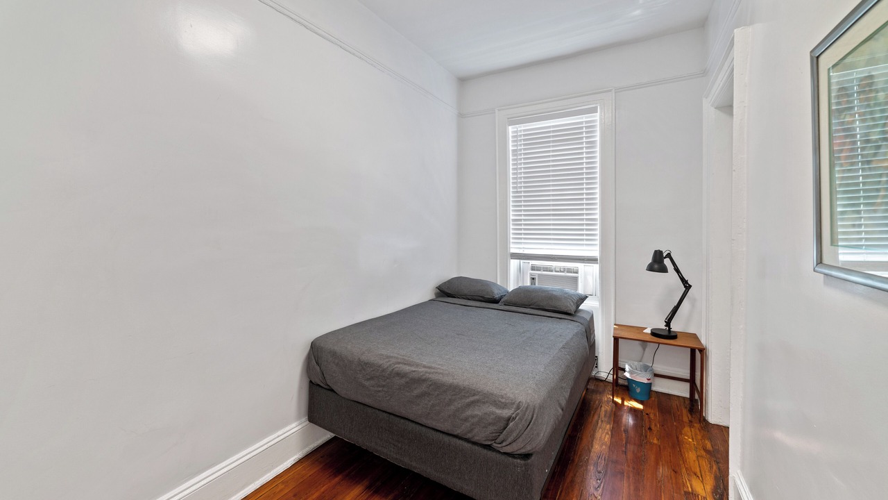 Photo of Bedroom in Crown Heights