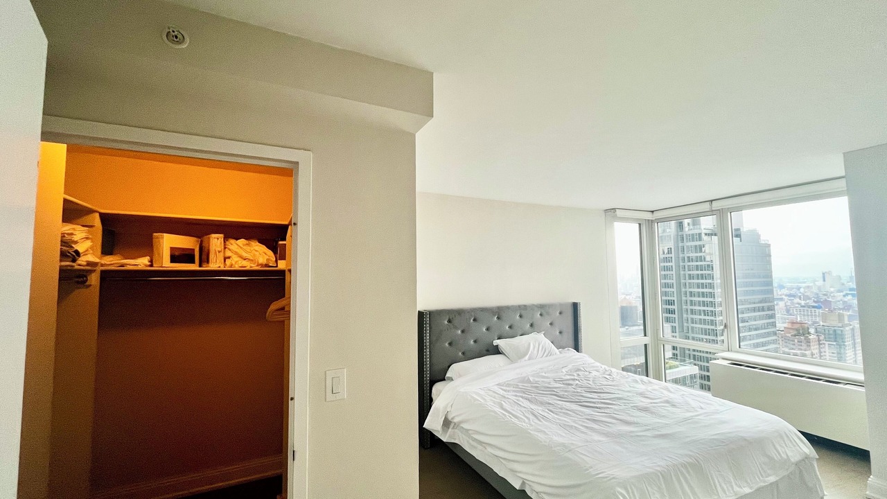 Photo of Bedroom in Koreatown