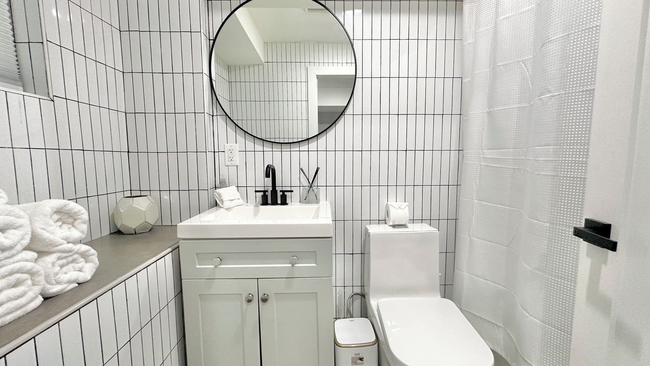 Photo of Bathroom in Mott Haven