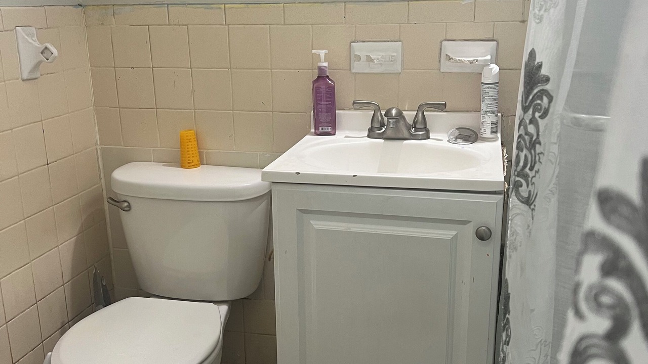 Photo of Bathroom in Bedford-Stuyvesant