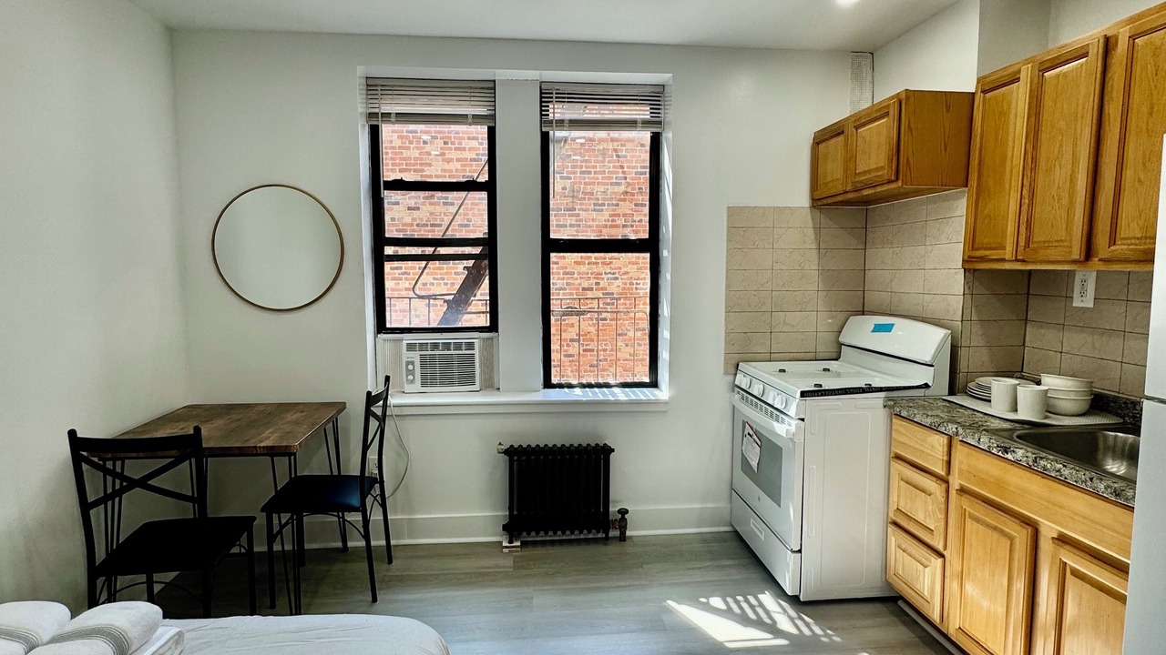 Photo of Bedroom in Dyker Heights