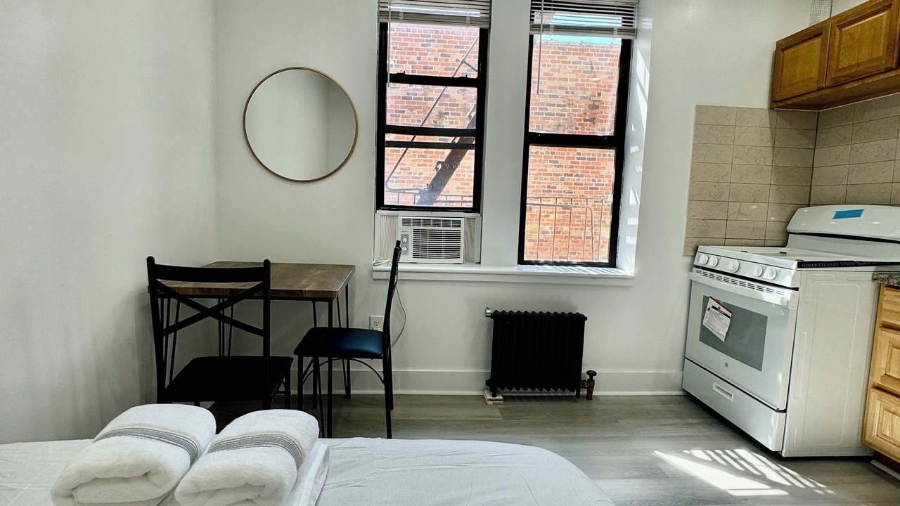 Photo of Bedroom in Dyker Heights