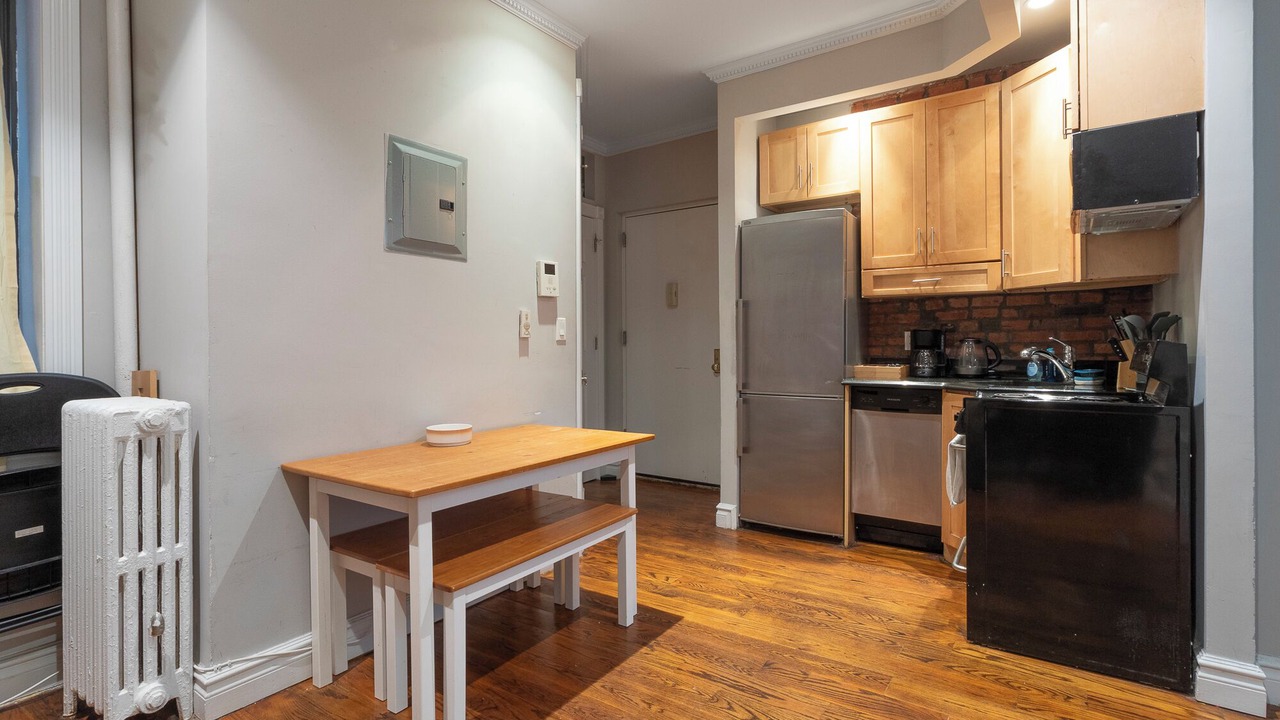 Photo of Kitchen in Tudor City