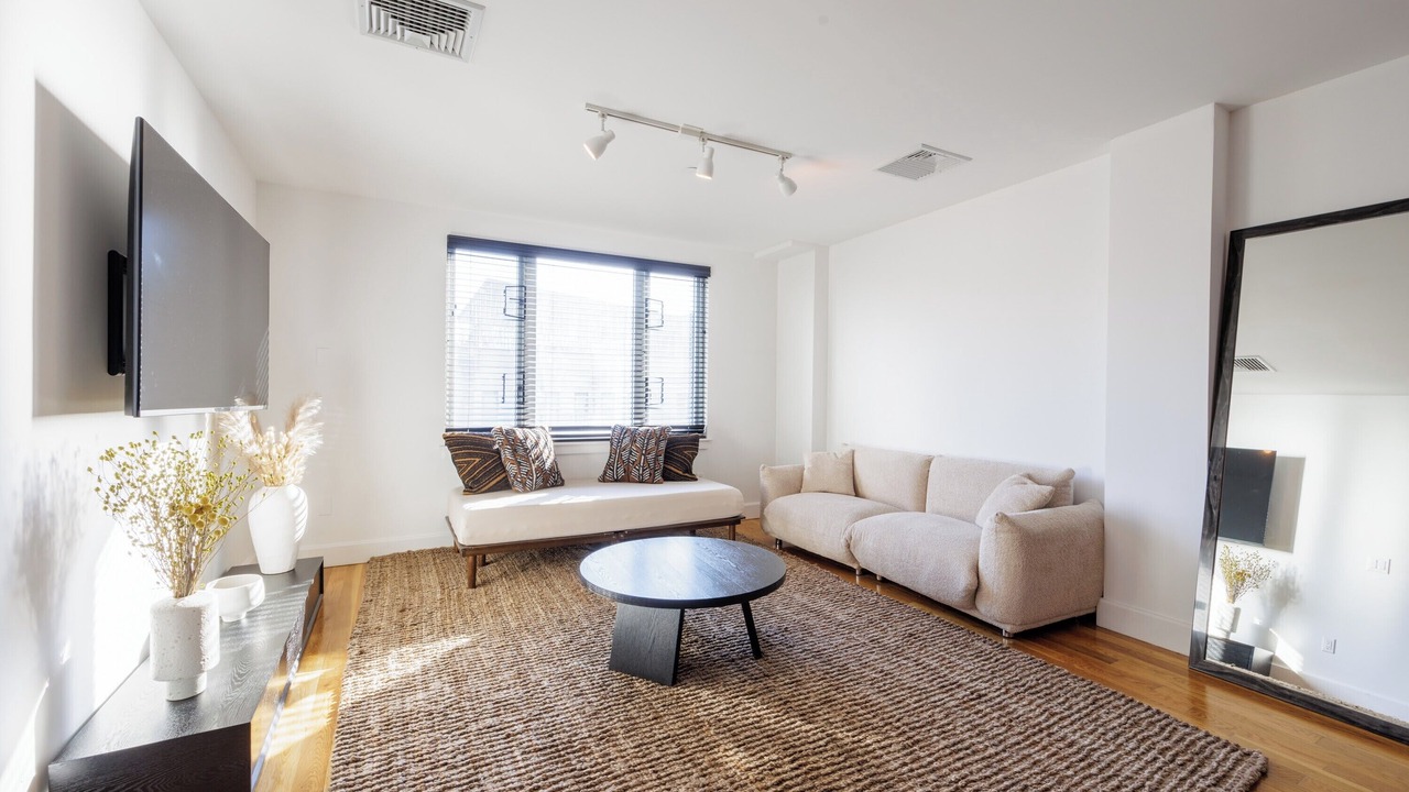 Photo of Livingroom in Chinatown