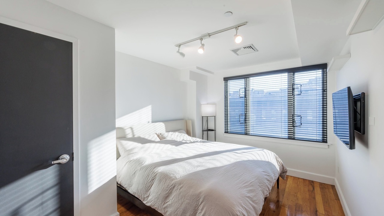 Photo of Bedroom in Chinatown