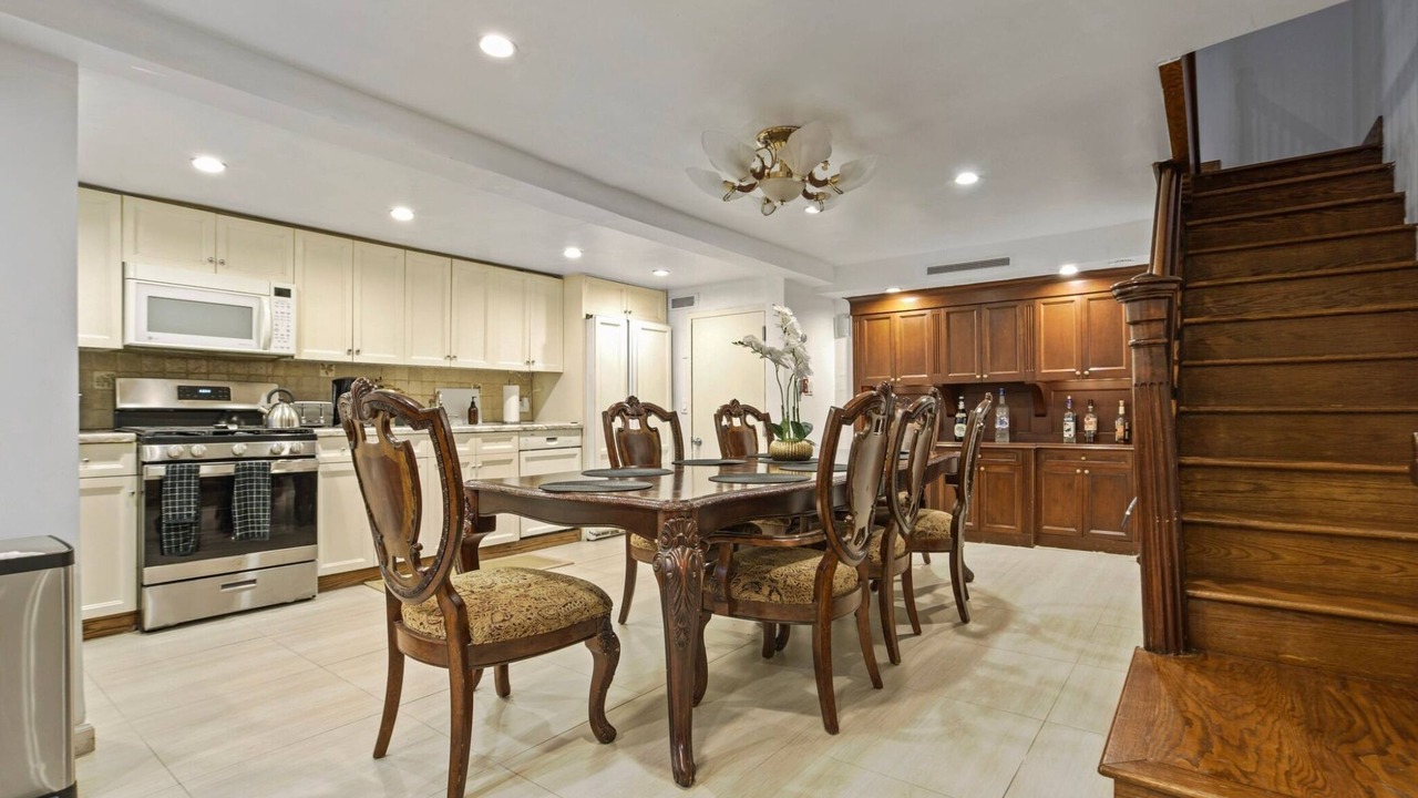 Photo of Kitchen in Midtown East