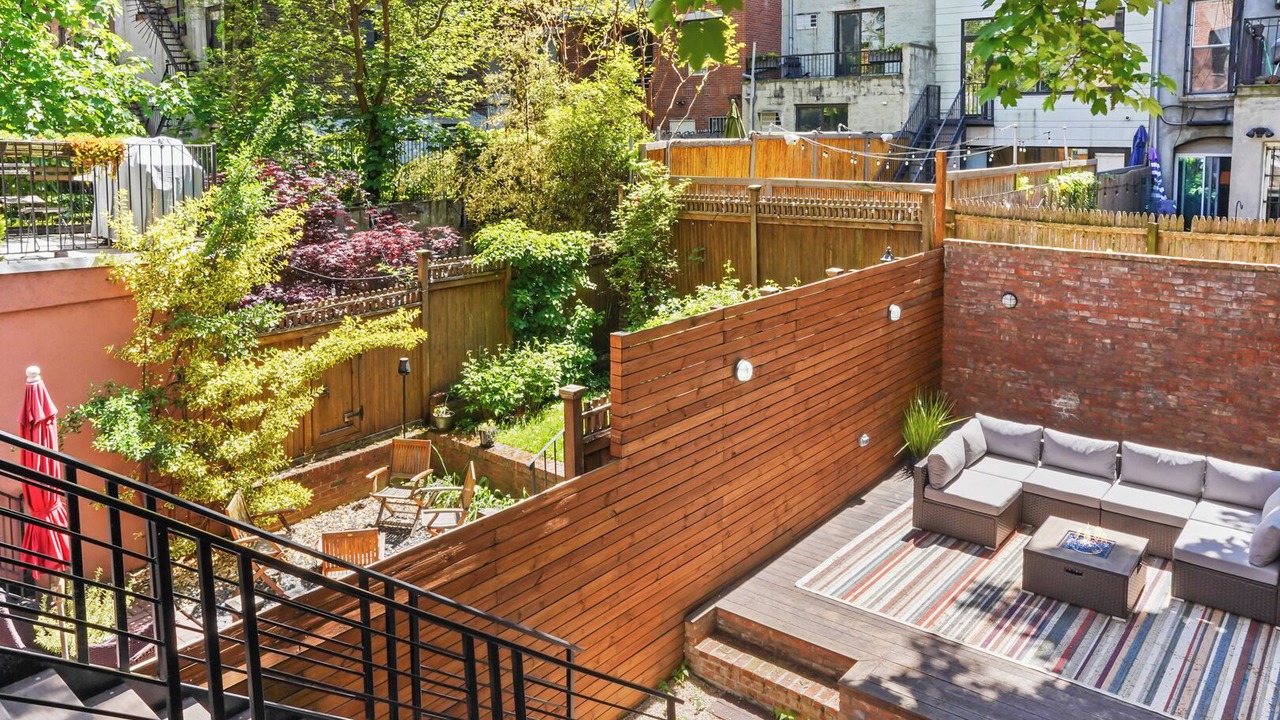 Photo of Outdoor in Upper Manhattan