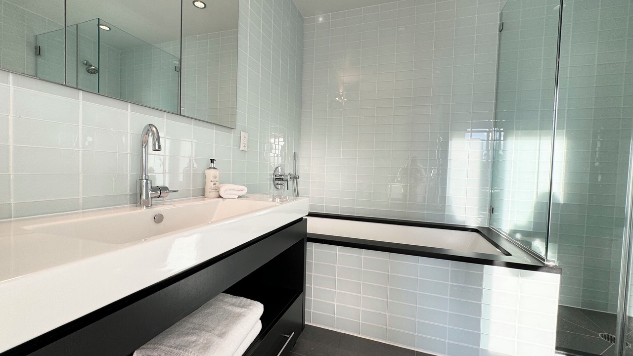 Photo of Bathroom in Lincoln Square