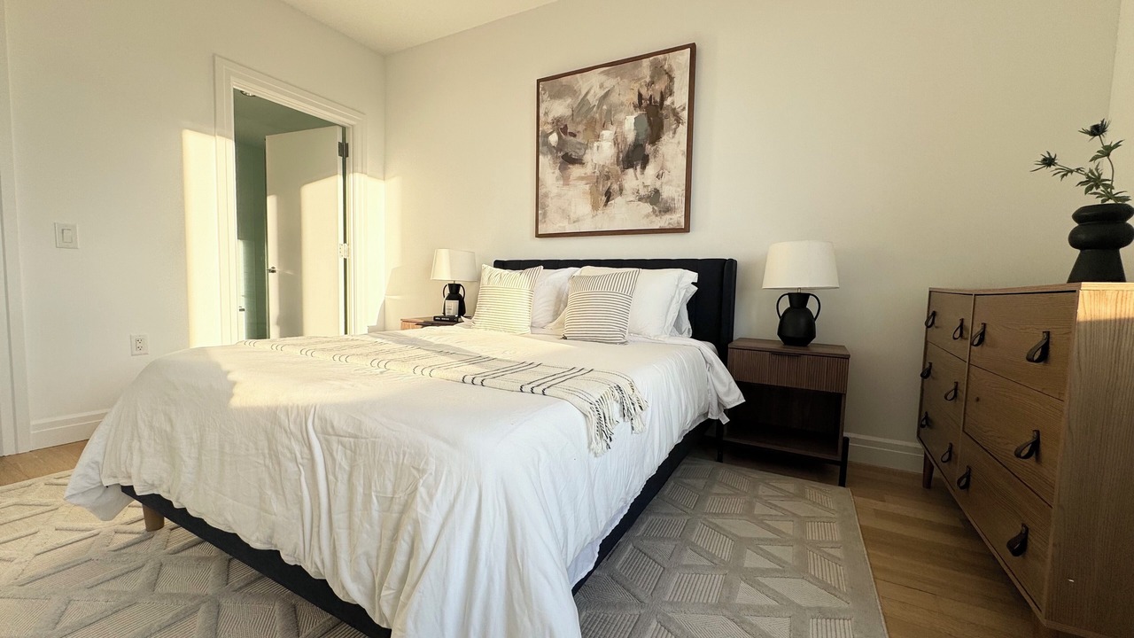 Photo of Bedroom in Lincoln Square