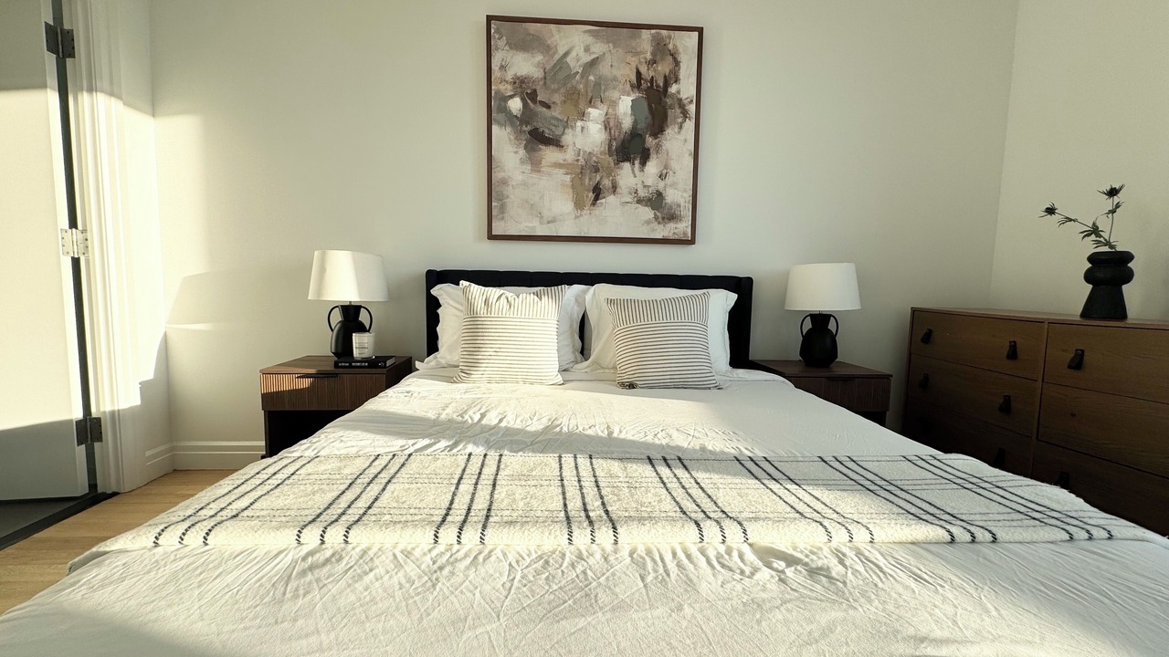 Photo of Bedroom in Lincoln Square