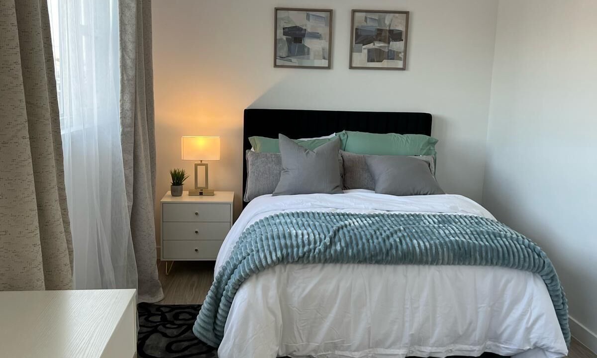 Photo of Bedroom in Throgs Neck