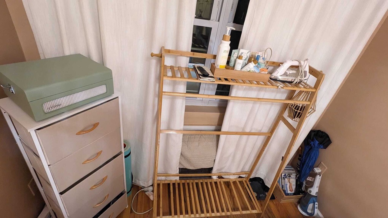Photo of Bedroom in Williamsbridge