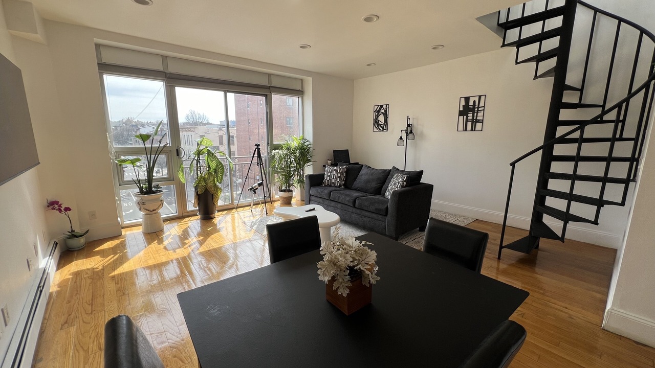 Photo of Bedroom in Bedford-Stuyvesant
