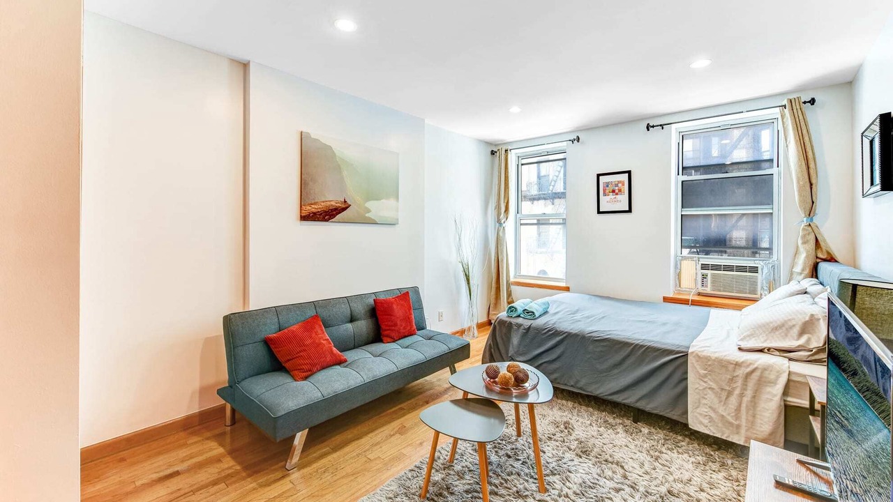 Photo of Bedroom in Chinatown