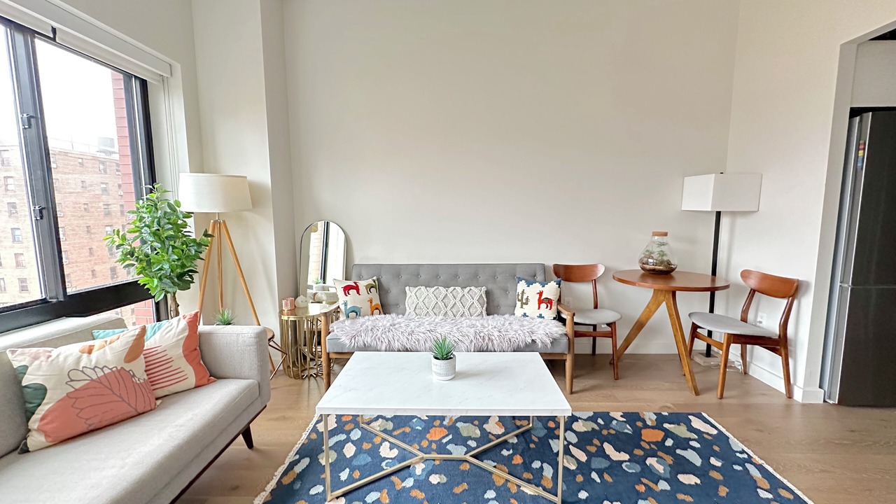 Photo of Livingroom in Ukrainian Village