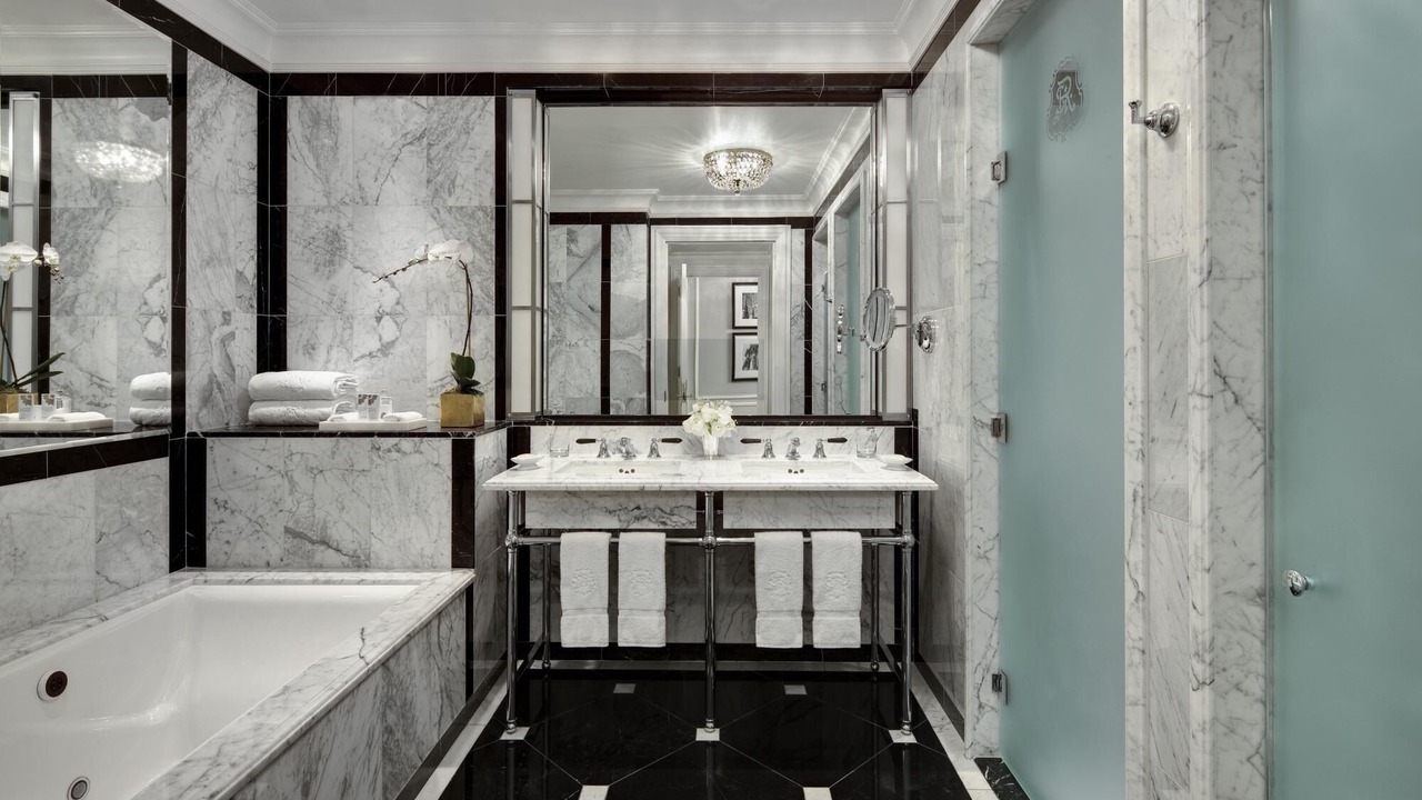 Photo of Bathroom in Central Park South
