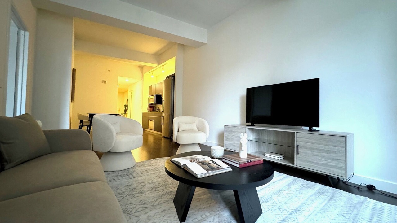 Photo of Livingroom in Financial District