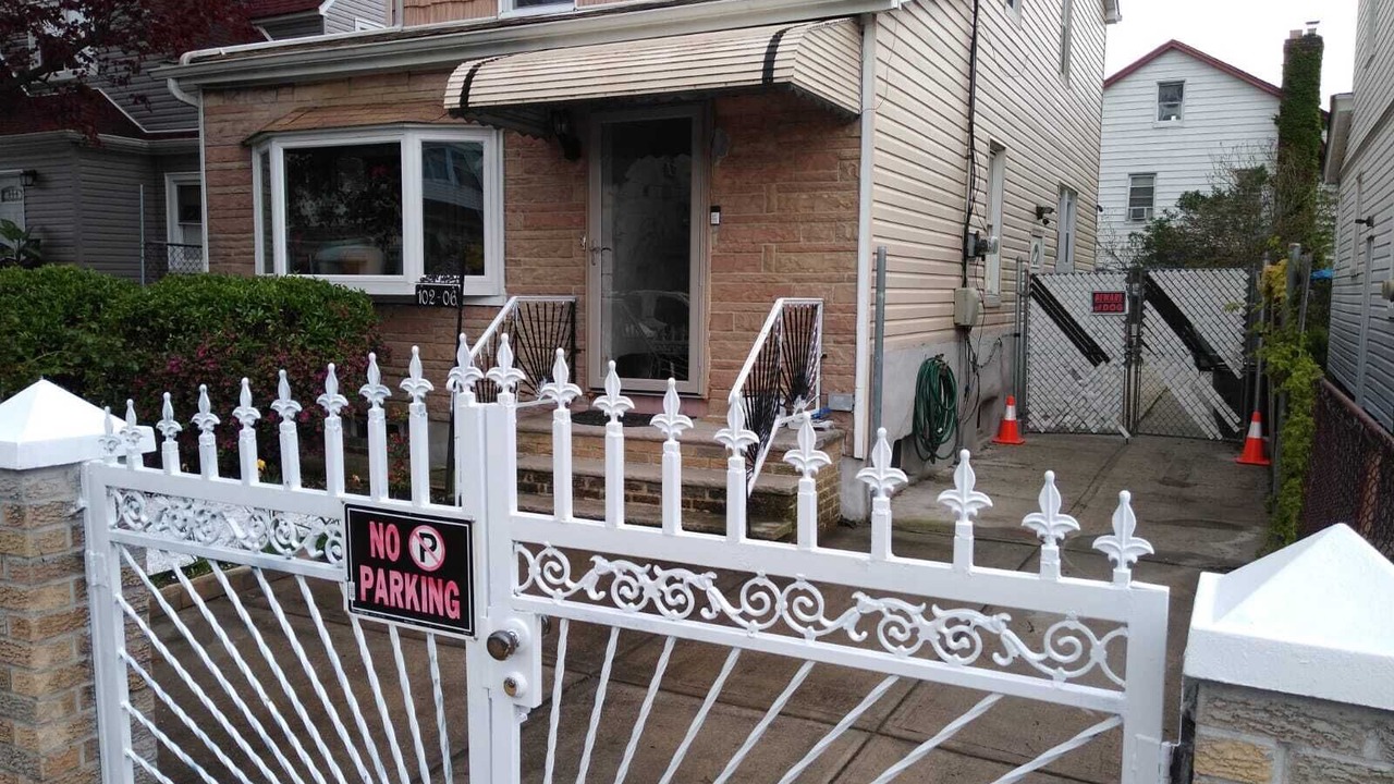 Photo of Outdoor in Queens