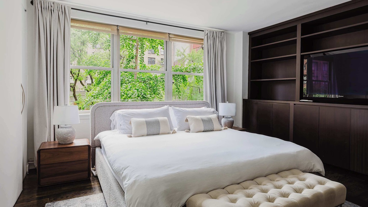 Photo of Bedroom in Turtle Bay