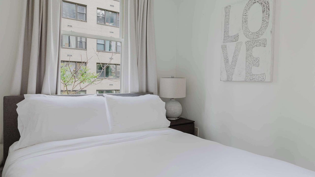 Photo of Bedroom in Turtle Bay