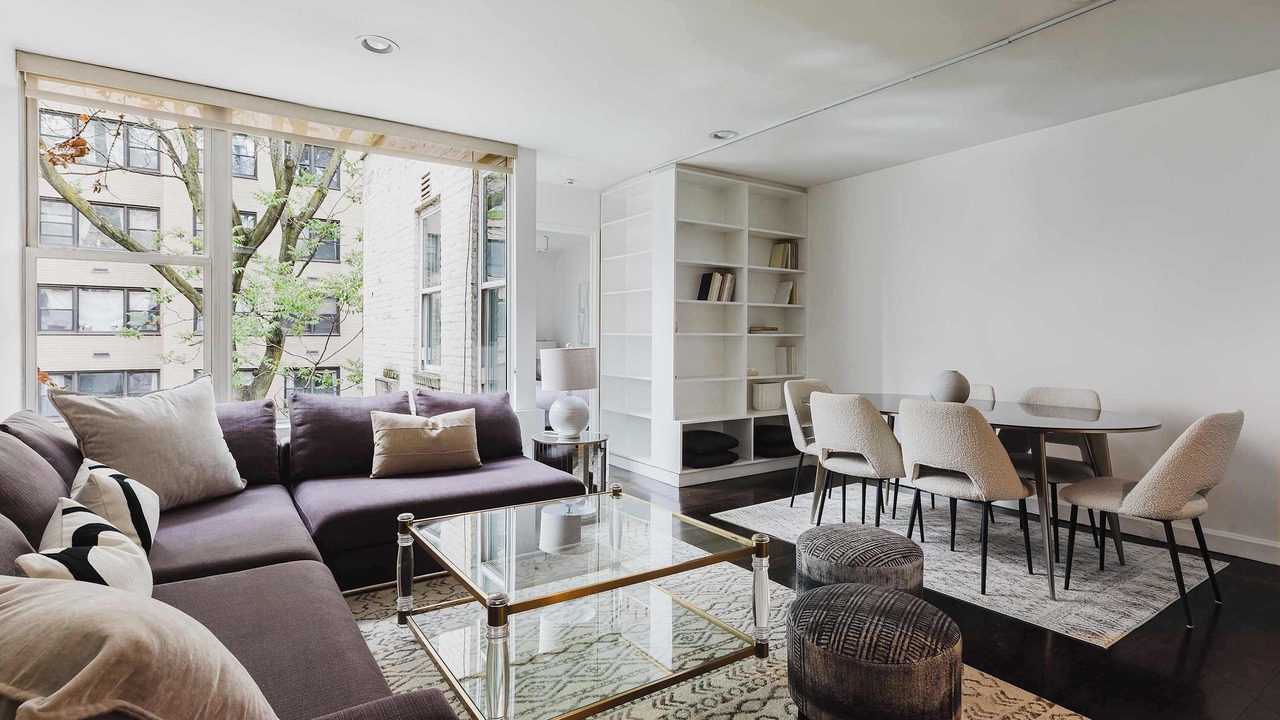 Photo of Livingroom in Turtle Bay