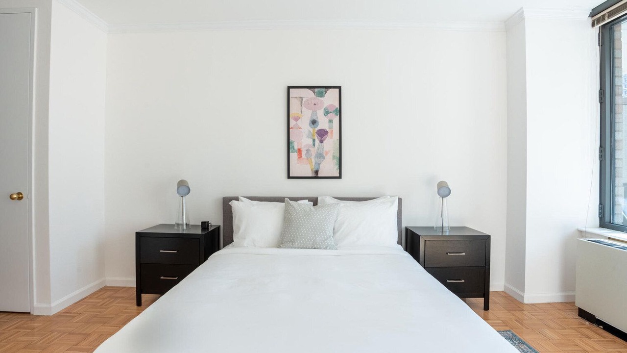 Photo of Bedroom in Sutton Place
