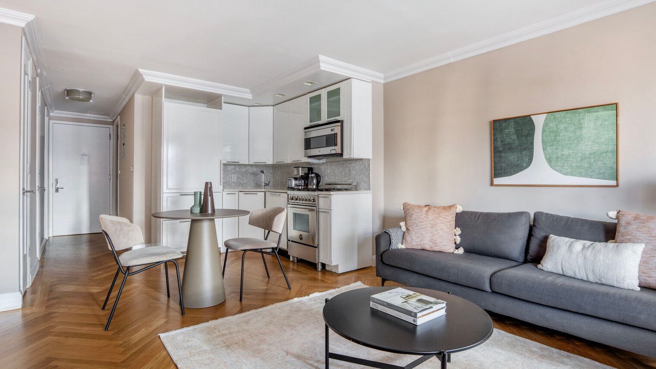 Photo of Livingroom in Upper East Side