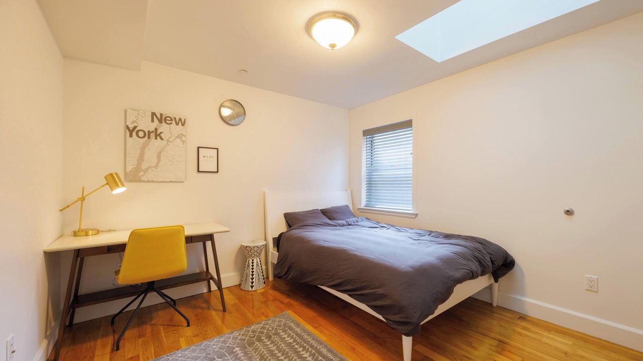 Photo of Bedroom in Gramercy
