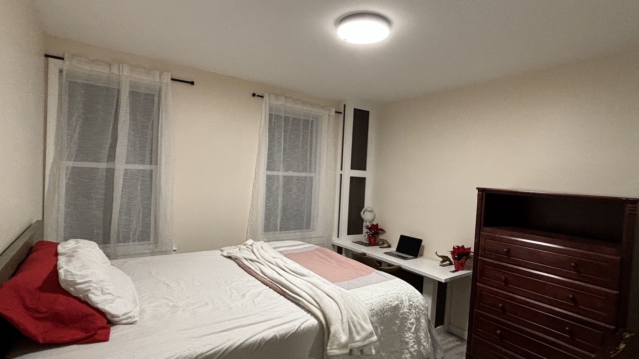 Photo of Bedroom in Queens