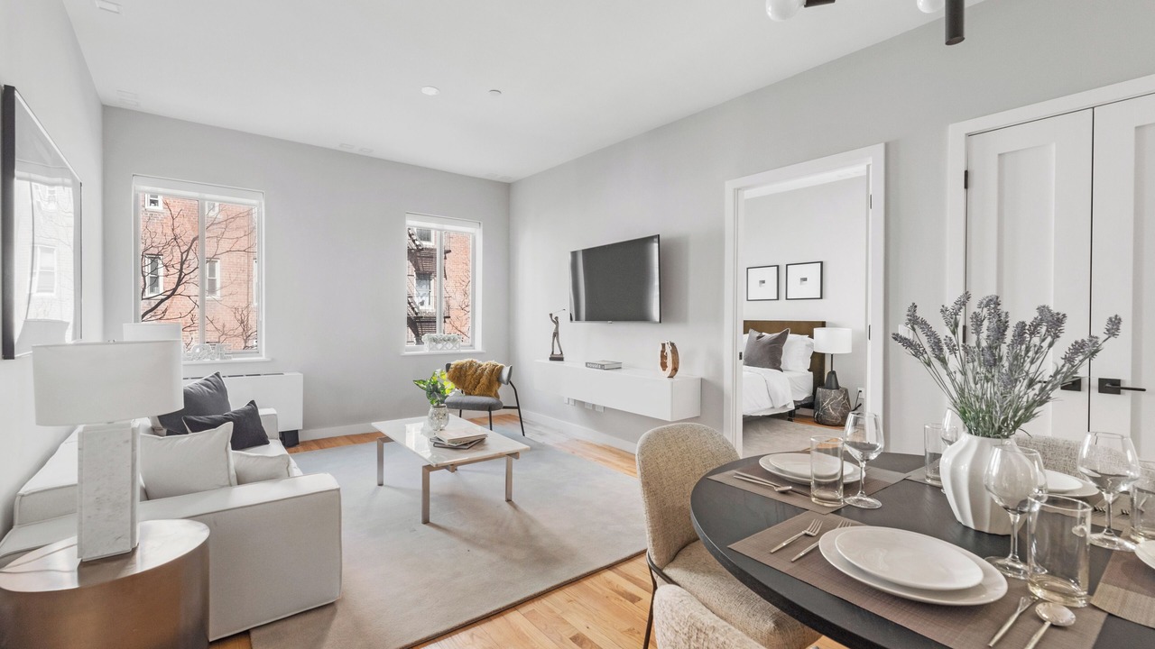Photo of Livingroom in Central Park South