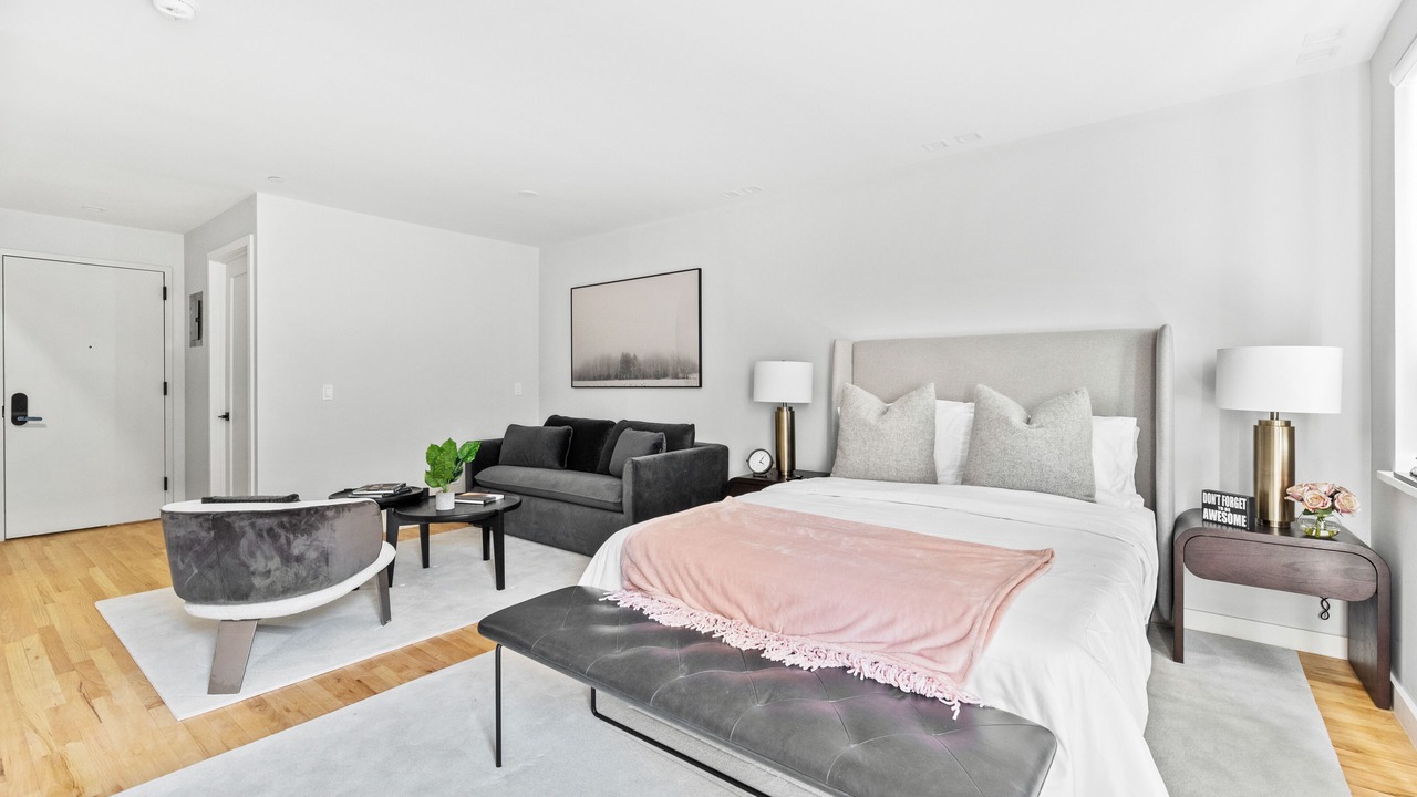 Photo of Bedroom in Central Park South