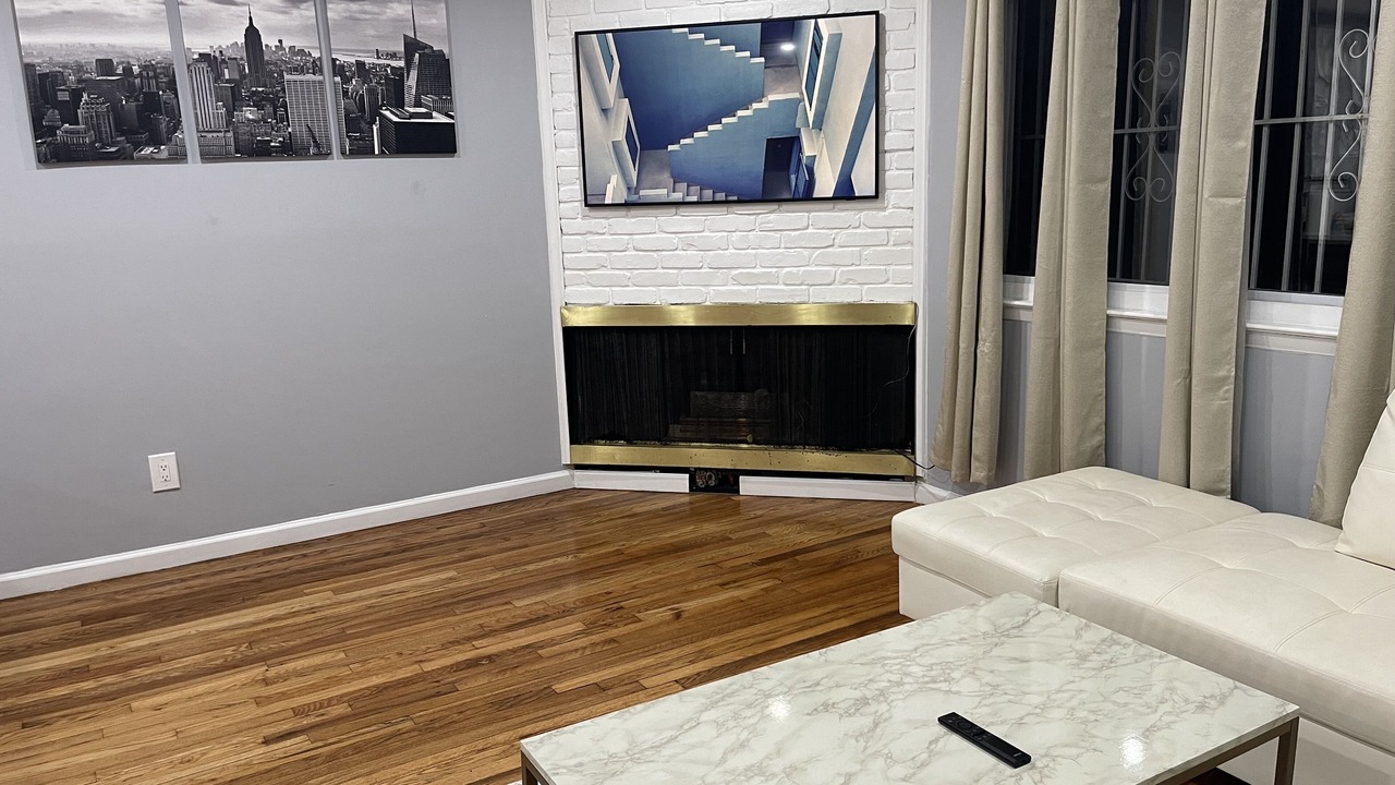 Photo of Livingroom in Queens