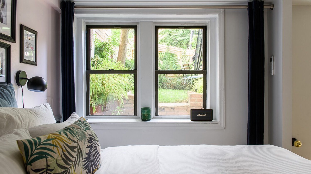 Photo of Bedroom in Cobble Hill